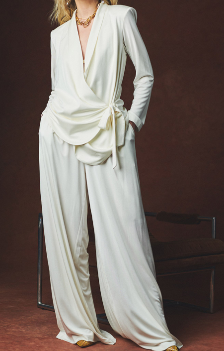 BRANDS-Silk95Five-AspenJacket_QueenslandPants_Knit_Snow